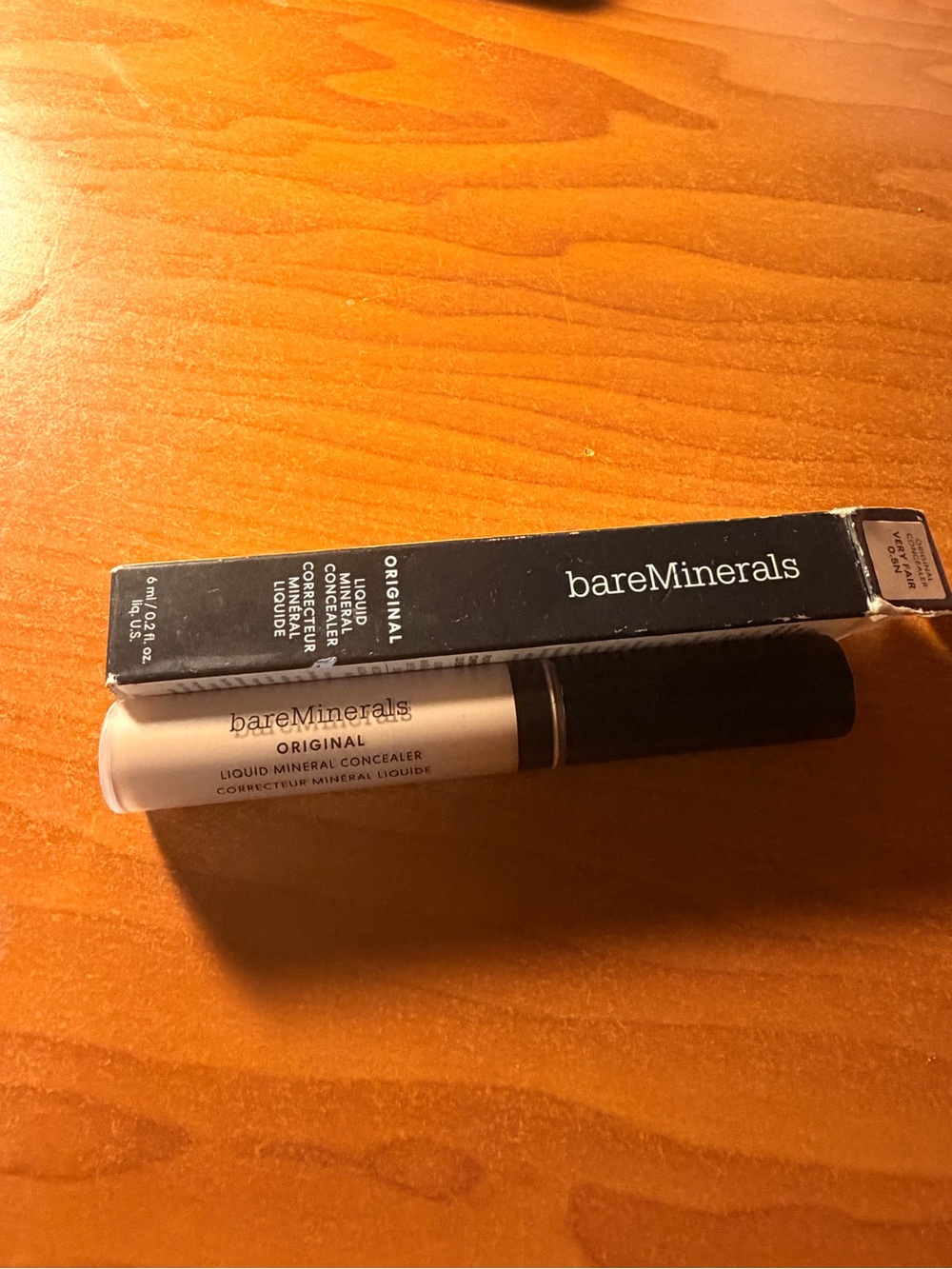 bareMinerals Original Liquid Mineral Concealer - Cream, Black